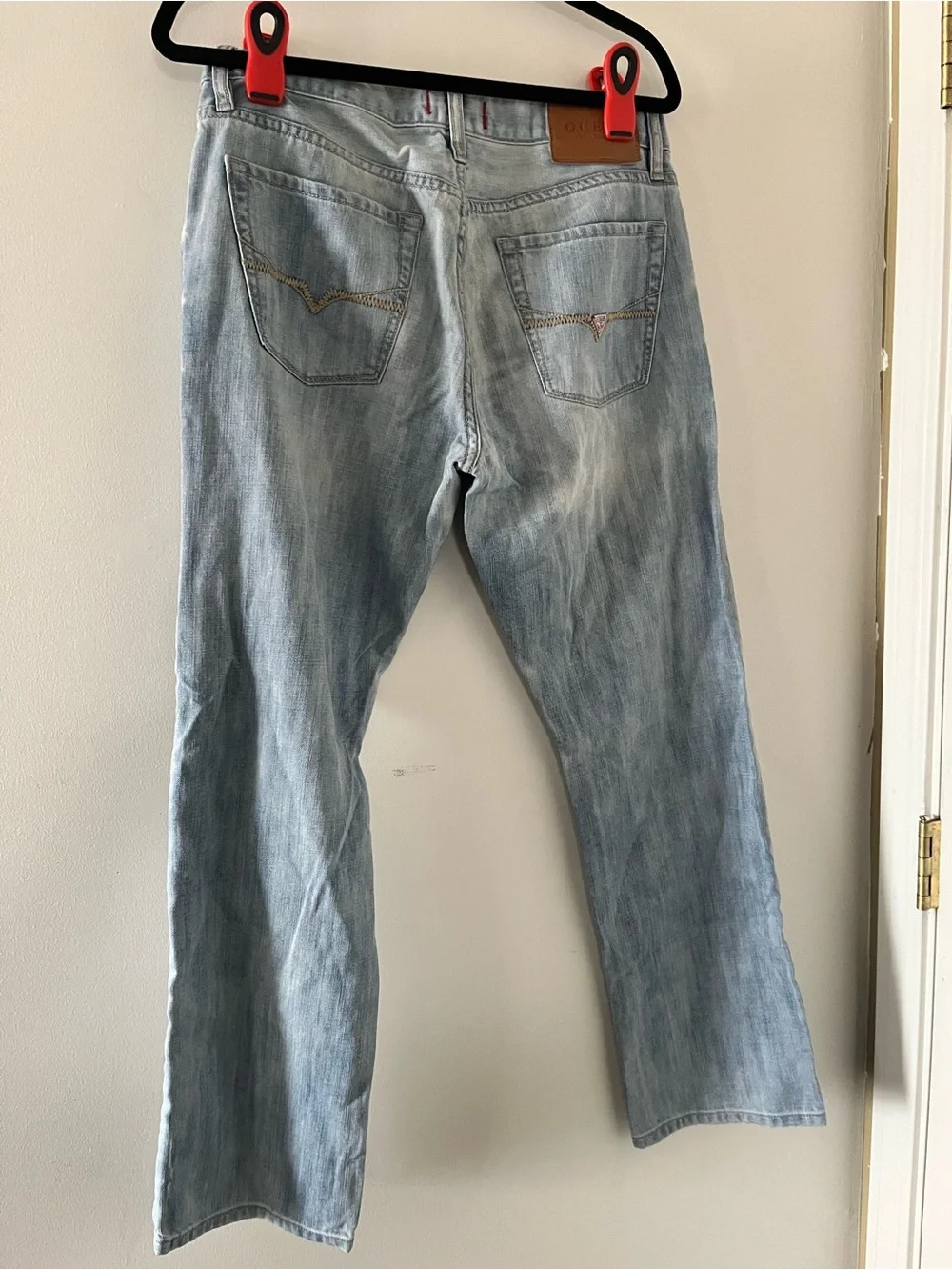 Guess Men's Light Wash Blue Slim Straight Jeans 32 X 30 Vintage Inspired 90s